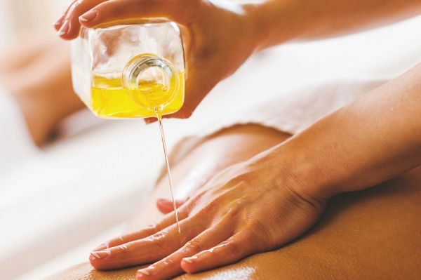 Aroma Oil Massage in Kolkata